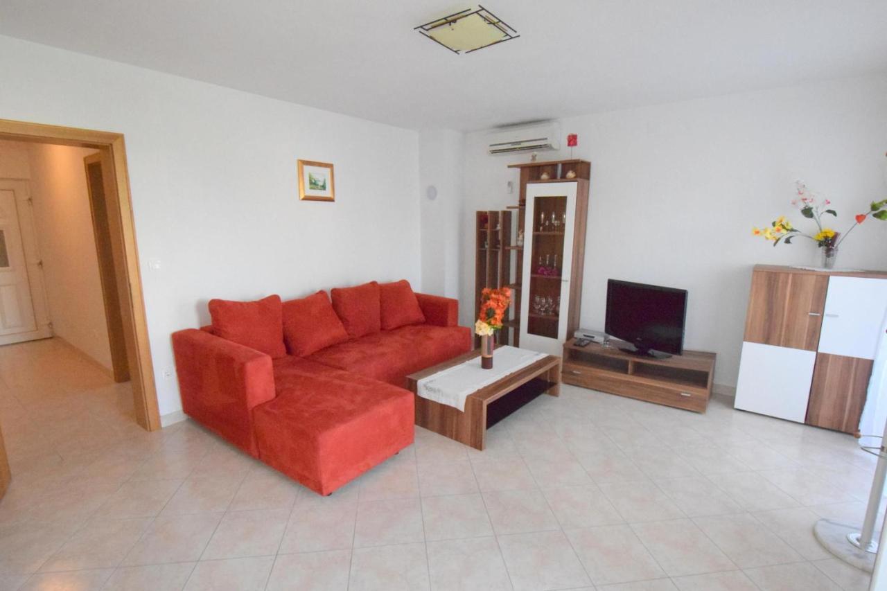 Apartments Gabrijel Malinska Exterior foto